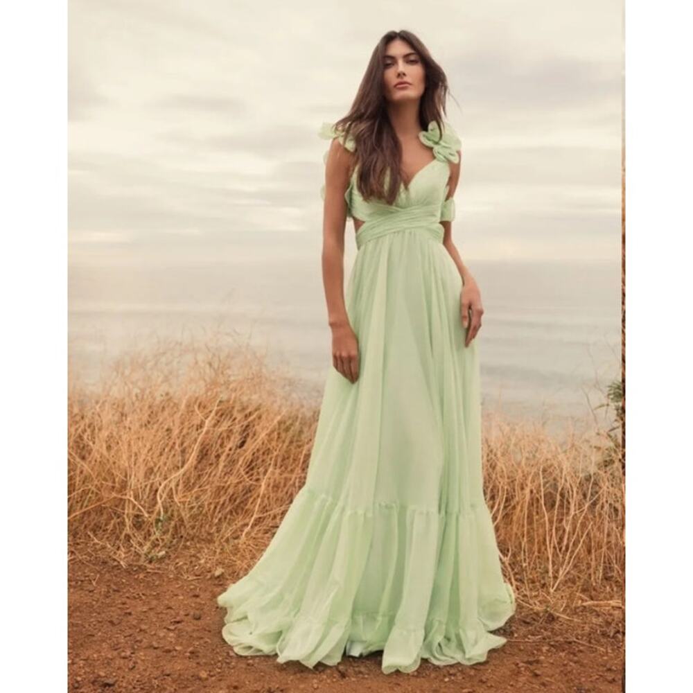 Mac Duggal NEW Size 10 67911 Mint Iconic Ruffle Tiered Cut-Out Chiffon Maxi Gown - Picture 4 of 12
